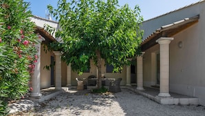 Unclassified image, 3 of 34, button - Lush Villa in Ramatuelle France With Private Pool (Ramatuelle)