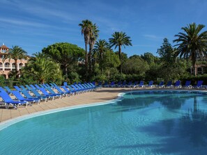 Outdoor pool - Comfortable Studio With Dishwasher, on the Côte D'azur (Grimaud)