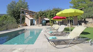 Unclassified image, 2 of 40, button - Luxurious Villa With Private Pool and Extensive Views of the Beautiful Nature (Seillans)