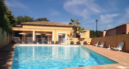Tidy Appartment With Dishwasher and AC, 10 km From the Beach
