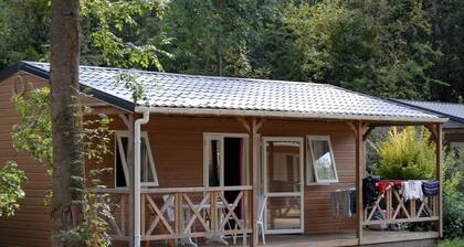 Detached Chalet With Dishwasher, Located in Natural Region