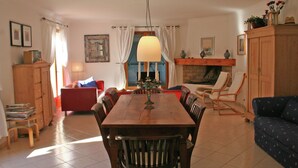 Dining - Elite Holiday Home in Draguignan France With Private Pool (Draguignan)