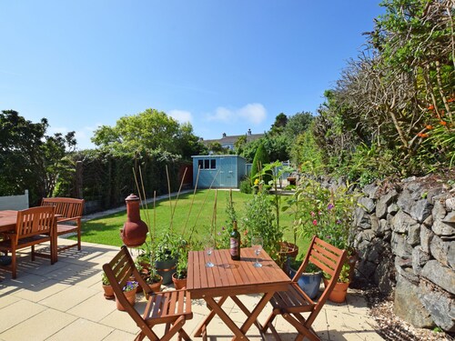 Charming Holiday Home in St. Ives With Bathtub, Garden, and Private Parking
