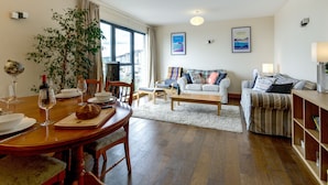 Unclassified image, 4 of 8, button - Luxurious Apartment in Par With Beach Nearby (Par)