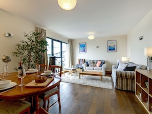 DVD player - Luxurious Apartment in Par With Beach Nearby (Par)