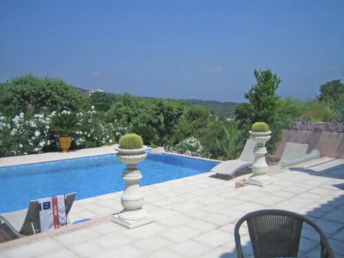 Luxurious Villa in Fréjus With Private Swimming Pool