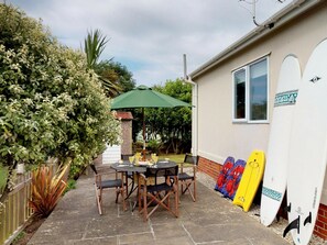 Balcony - Spacious Holiday Home in Saint Merryn With Garden (Padstow)