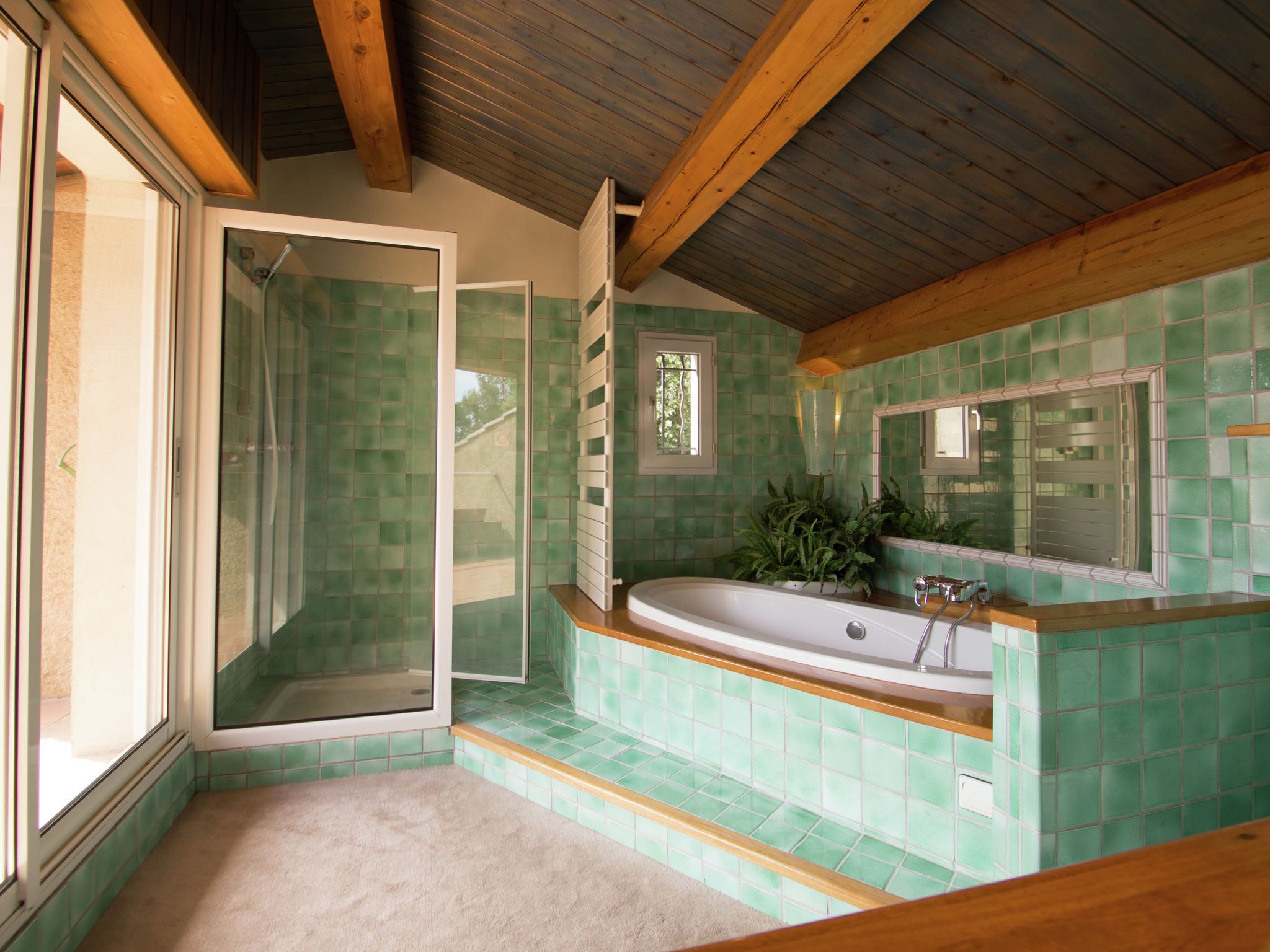Bathtub