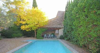 Tastefully Decorated House With Private Pool, Near the Famous Village Gordes