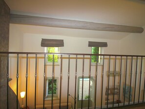 3 bedrooms, individually furnished - Tastefully Decorated House With Private Pool, Near the Famous Village Gordes (Cabrieres-d'Avignon)