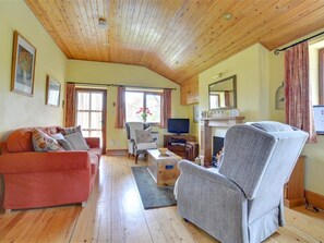 Fireplace, DVD player - Comfortable Holiday Home in Rural Setting (Skipton)