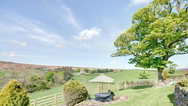 Unclassified image, 1 of 20, button - Spacious Holiday Home in Danby Yorkshire With Garden (Whitby)