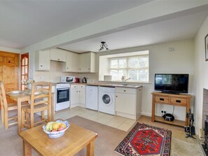 Fridge, microwave, oven, electric kettle - Picturesque Holiday Home in Danby Yorkshire With Garden (Whitby)