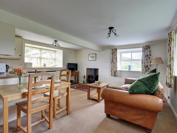 Exterior - Picturesque Holiday Home in Danby Yorkshire With Garden (Whitby)