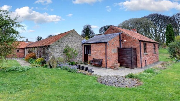 Exterior - Inviting Home in Cropton Yorkshire With Garden (Pickering)