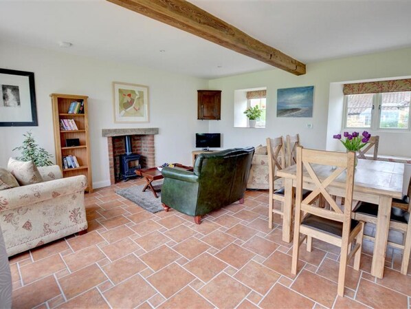 DVD player - Luxury Accommodations in Howardian Hills (York)