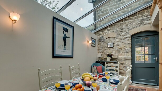 Private kitchen - Holiday Home With Spacious Garden in North York Moors National Park (York)