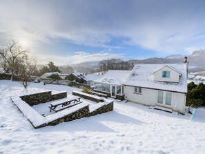 Exterior - Sprawling Holiday Home in Chapel Stile With Conservatory (Ambleside)
