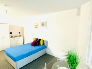 Apartment | Room amenity