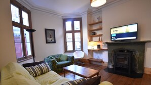 Unclassified image, 3 of 18, button - Charming Holiday Home in Leamington Spa Near Jephson Garden (Royal Leamington Spa)
