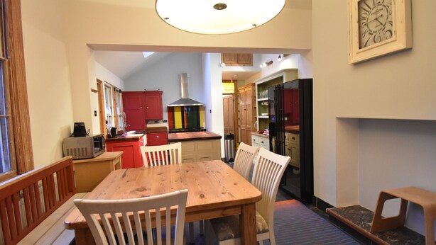 Unclassified image, 1 of 18, button - Charming Holiday Home in Leamington Spa Near Jephson Garden (Royal Leamington Spa)