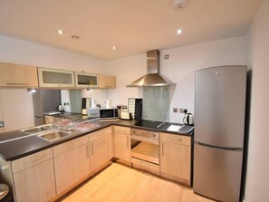 Apartment | Eigene Küche | Kühlschrank, Mikrowelle, Ofen