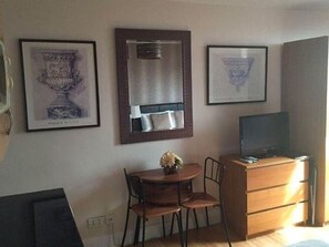 Living room - Restful Apartment in London near Hyde Park (London)