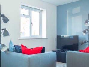 House | Living room | TV