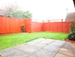 Balcony - Lovely Holiday Home in Gloucester near Robinswood Hill Park (Gloucester)