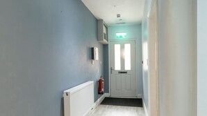 Reception - Cozy Holiday Home in Manchester near Science Museum (Manchester)