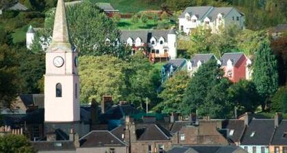 A Comfortable Cottage With all Amenities Closeby, a few Minutes Walk of Jedburgh