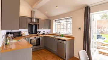 Fridge, microwave, oven, dishwasher