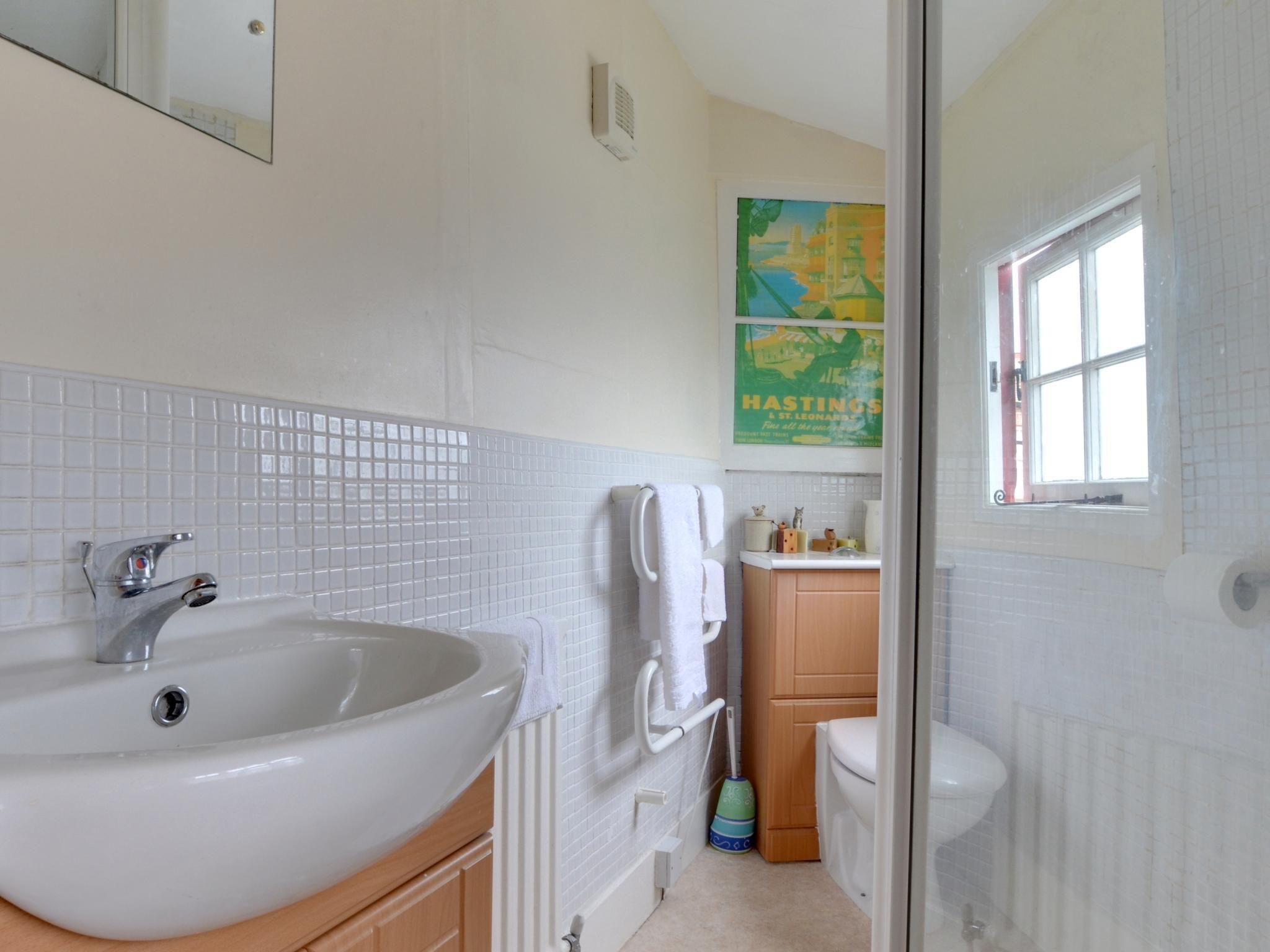 Shower, towels