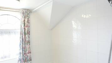 House | Bathroom | Bathtub