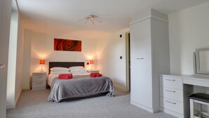 Unclassified image, 4 of 24, button - Surprisingly Modern and Spacious Holiday Home set in Horsmonden (Tonbridge)
