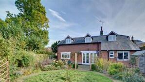 Exterior - Vintage Holiday Home in Dover Kent With Garden (Dover)