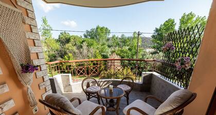 Plush Villa in Pefka Thessalonik With Garden