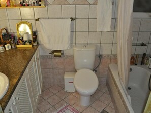Ensemble baignoire-douche