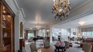 Villa | Dining - Beautiful Villa in Attica With Sauna (Marathon)