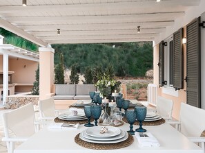 Villa | Dining - Villa in Peloponnese With Pool (Ermionida)