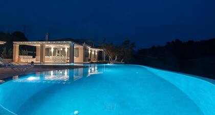 Villa in Peloponnese With Pool