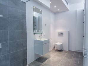 Hus | Badeværelse | Hårtørrer