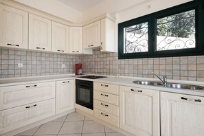 Villa | Private kitchen