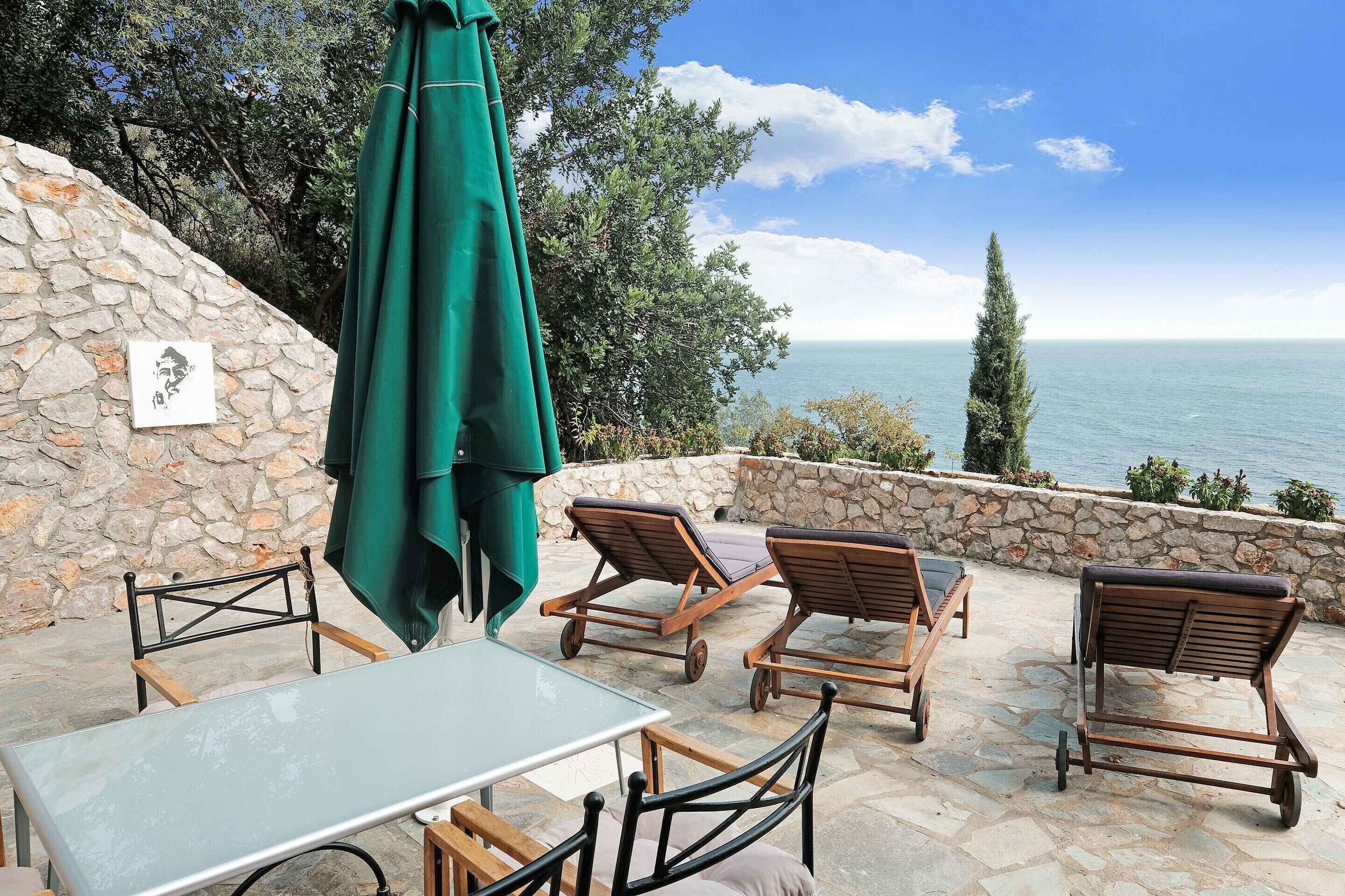 Villa | Balcony