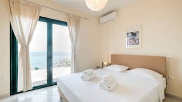 Villa | 3 bedrooms, bed sheets