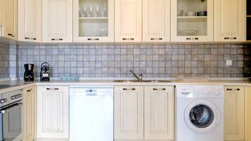 别墅 | 私人厨房 | 高脚椅