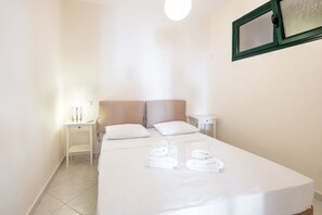 Villa | 3 bedrooms, individually furnished, iron/ironing board, bed sheets