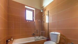Villa | Bathroom | Combined shower/tub, hair dryer, towels - Beautiful Luxury Villa, Private Pool, Panoramic View on Ionian Sea, Zakynthos (Zakynthos)