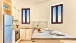 Dining - Boutique Villa in Zakynthos With Pool and Parasol (Zakynthos)