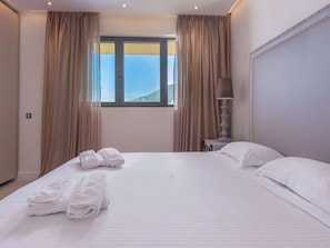 Villa | 3 bedrooms, bed sheets